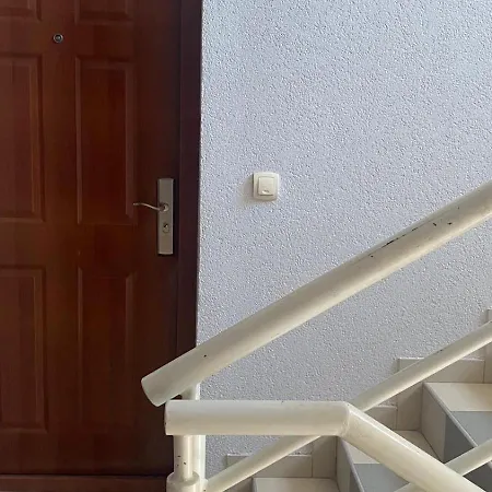 Red U Vrnjackoj Banji アパート *