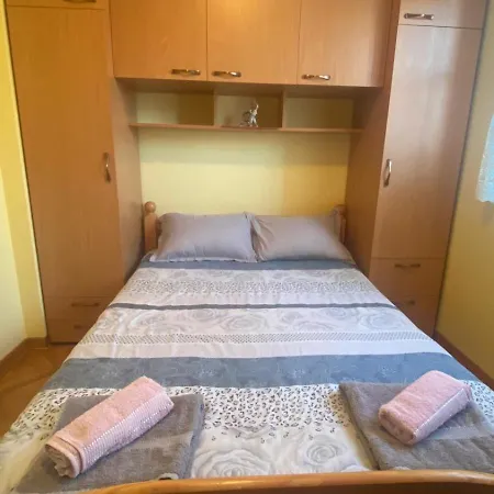 Red U Vrnjackoj Banji アパート Vrnjačka Banja